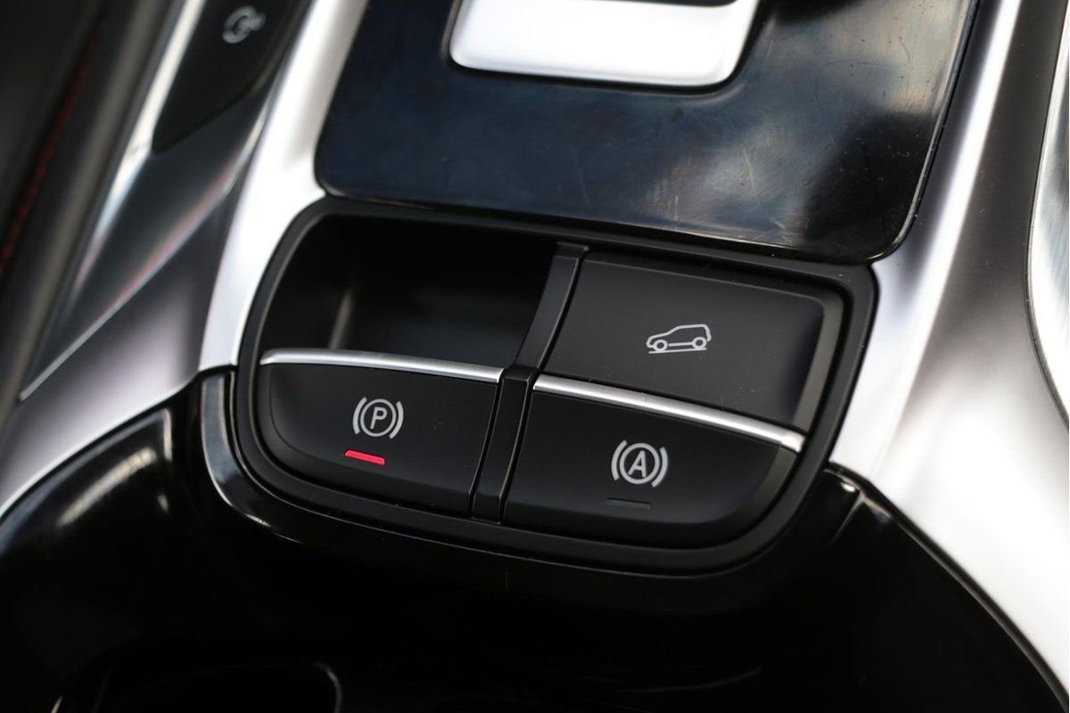 2024 MG HS Plus EV Essence SAS23