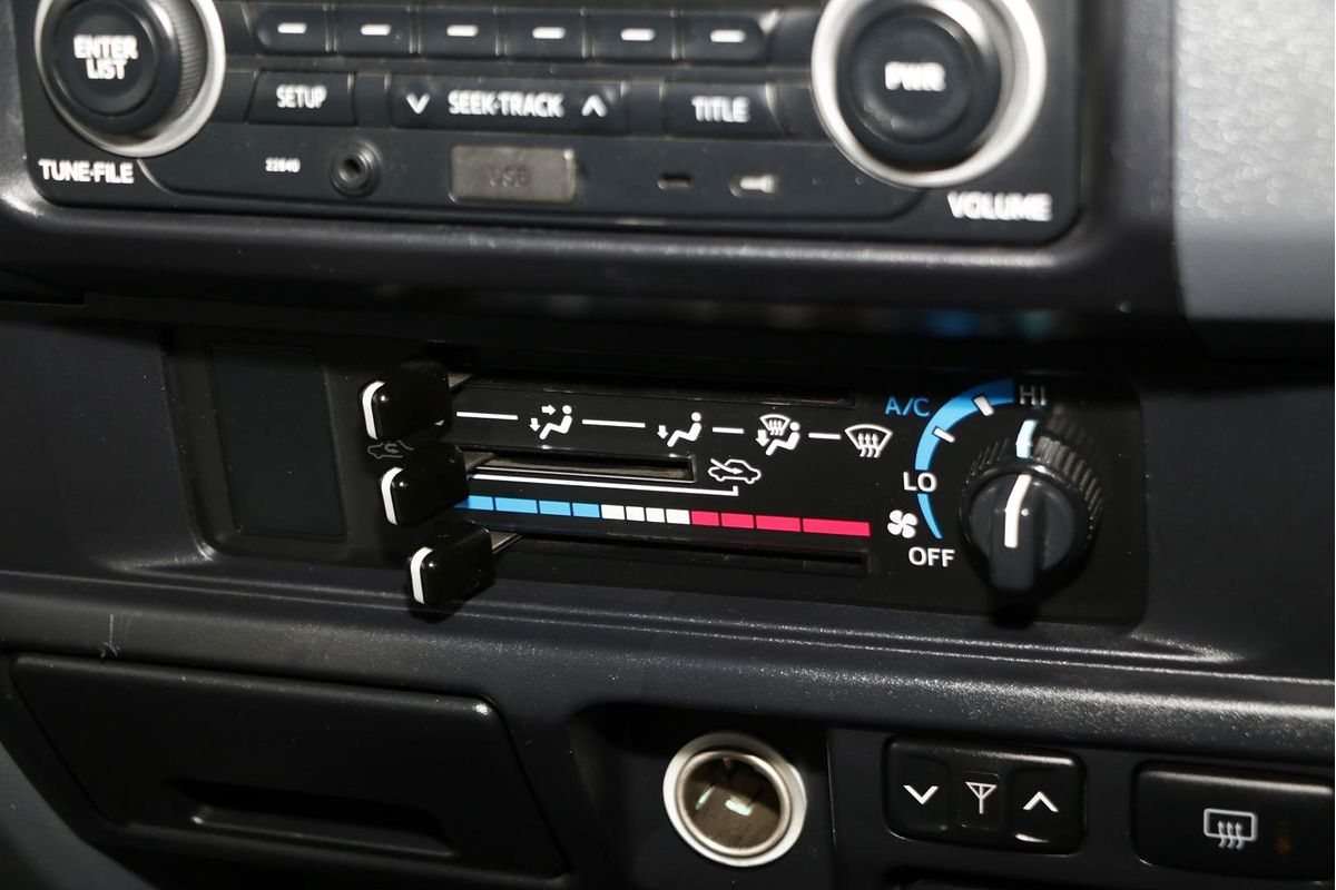 2019 Toyota Landcruiser GXL VDJ76R