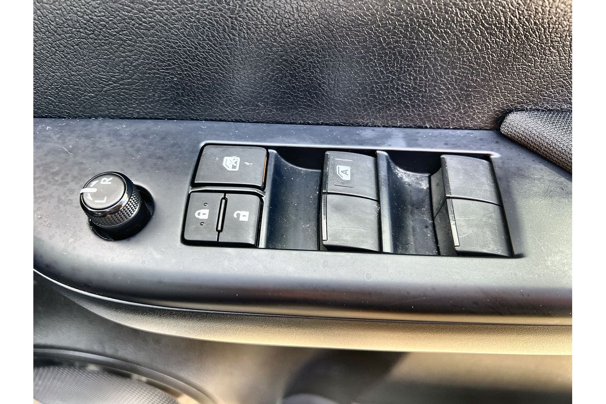 2024 Toyota Hilux SR GUN126R