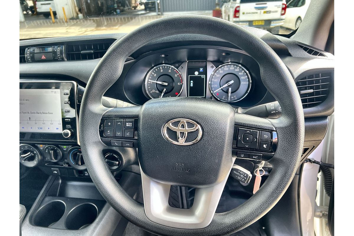 2024 Toyota Hilux SR GUN126R