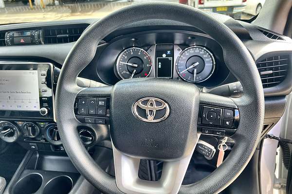 2024 Toyota Hilux SR GUN126R