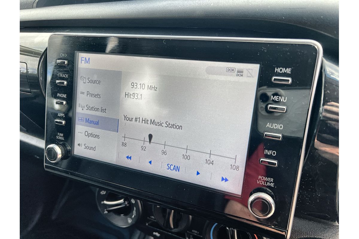 2024 Toyota Hilux SR GUN126R