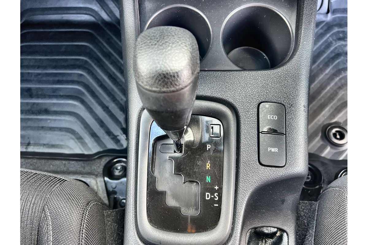 2024 Toyota Hilux SR GUN126R