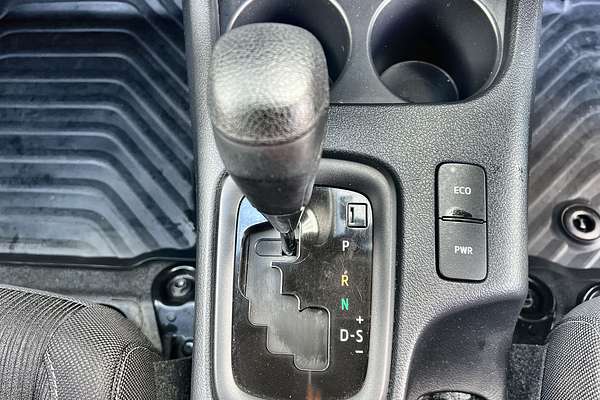 2024 Toyota Hilux SR GUN126R