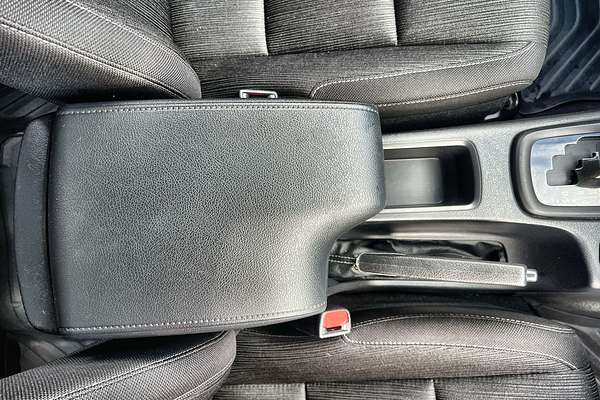 2024 Toyota Hilux SR GUN126R