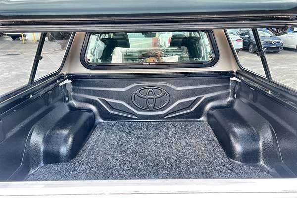 2024 Toyota Hilux SR GUN126R