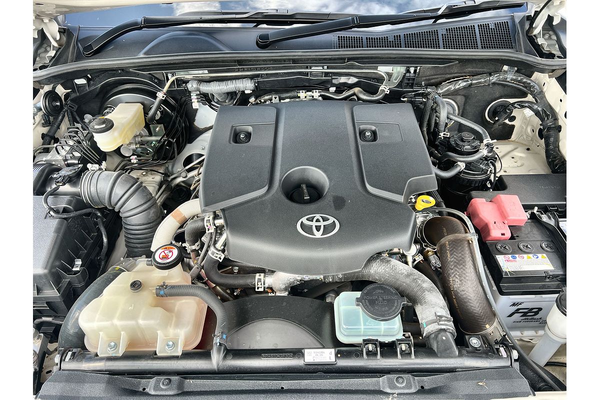 2024 Toyota Hilux SR GUN126R