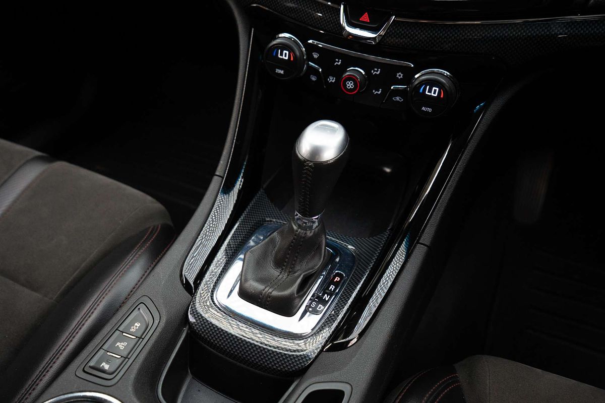 2016 Holden Commodore SV6 Black VF Series II