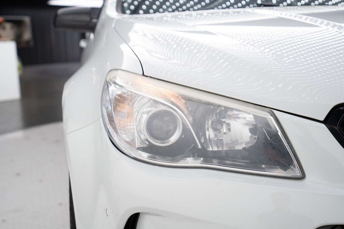 2016 Holden Commodore SV6 Black VF Series II