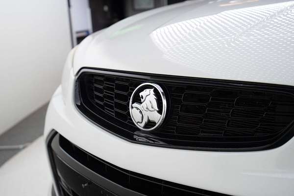 2016 Holden Commodore SV6 Black VF Series II