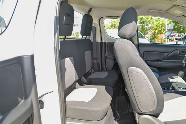 2021 Mitsubishi Triton GLX MR 4X4