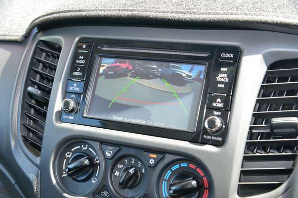 2021 Mitsubishi Triton GLX MR 4X4