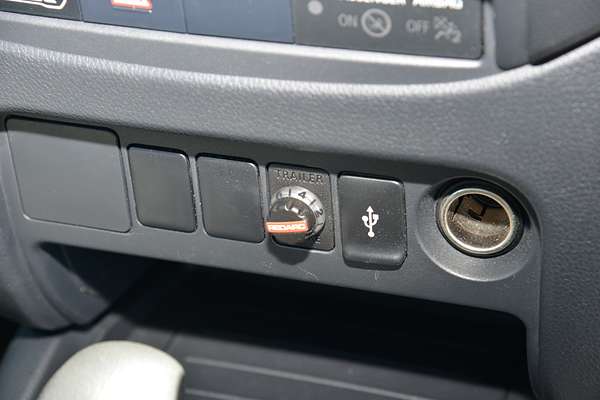 2021 Mitsubishi Triton GLX MR 4X4