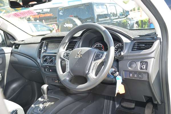 2021 Mitsubishi Triton GLX MR 4X4