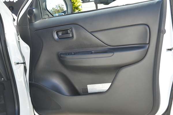 2021 Mitsubishi Triton GLX MR 4X4