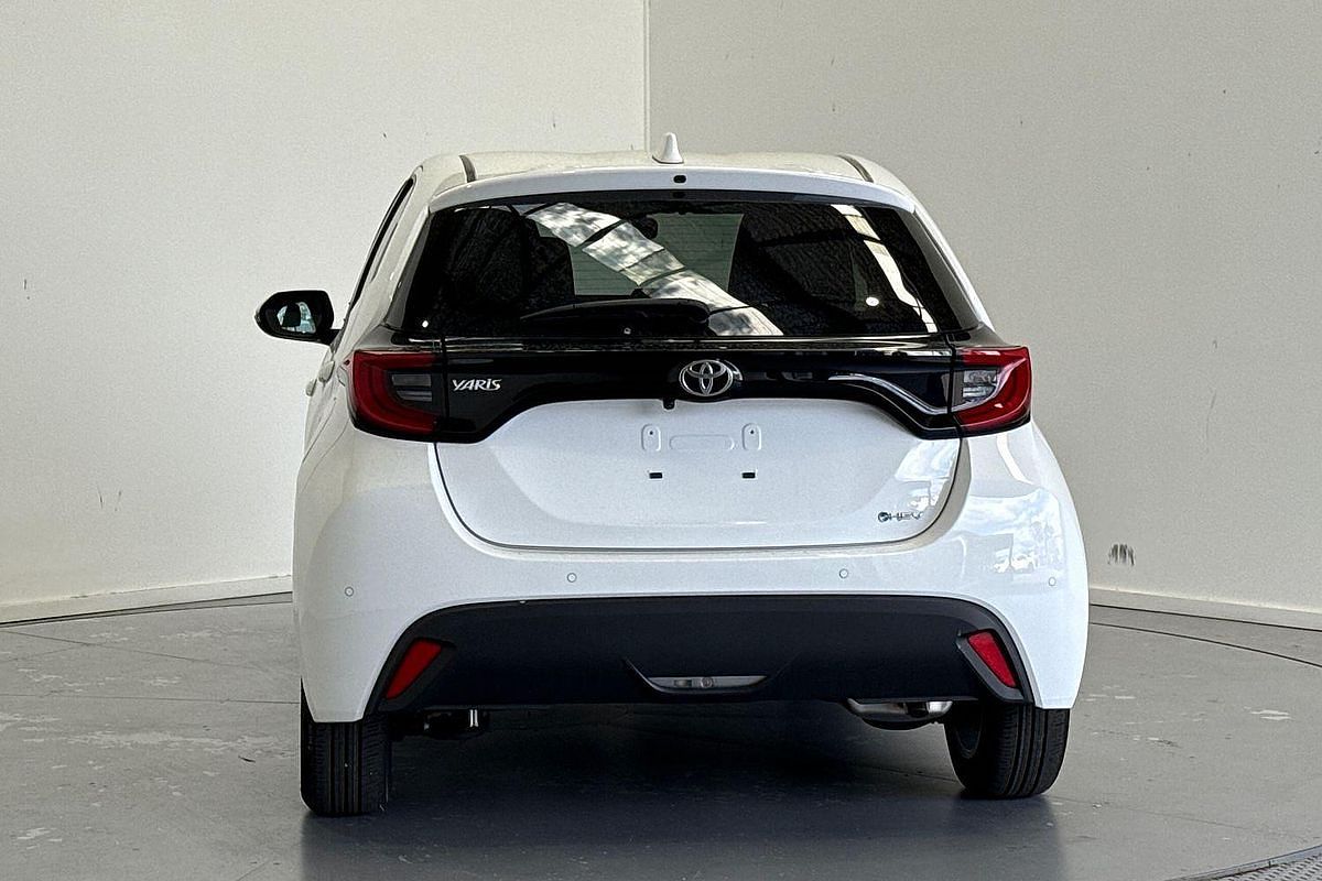 2024 Toyota Yaris SX MXPA10R