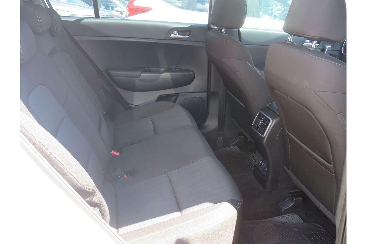 2020 Kia Sportage S QL