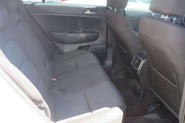 2020 Kia Sportage S QL