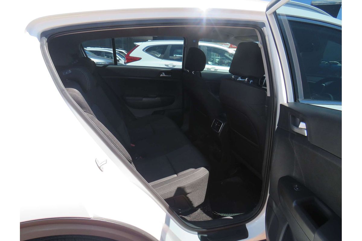 2020 Kia Sportage S QL