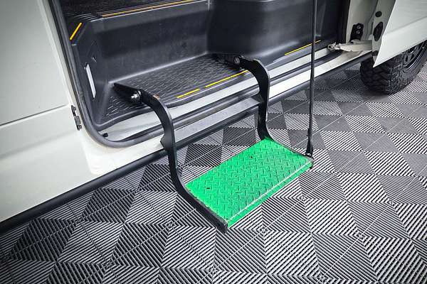 2021 Toyota Hiace Commuter GDH322R ELWB High Roof