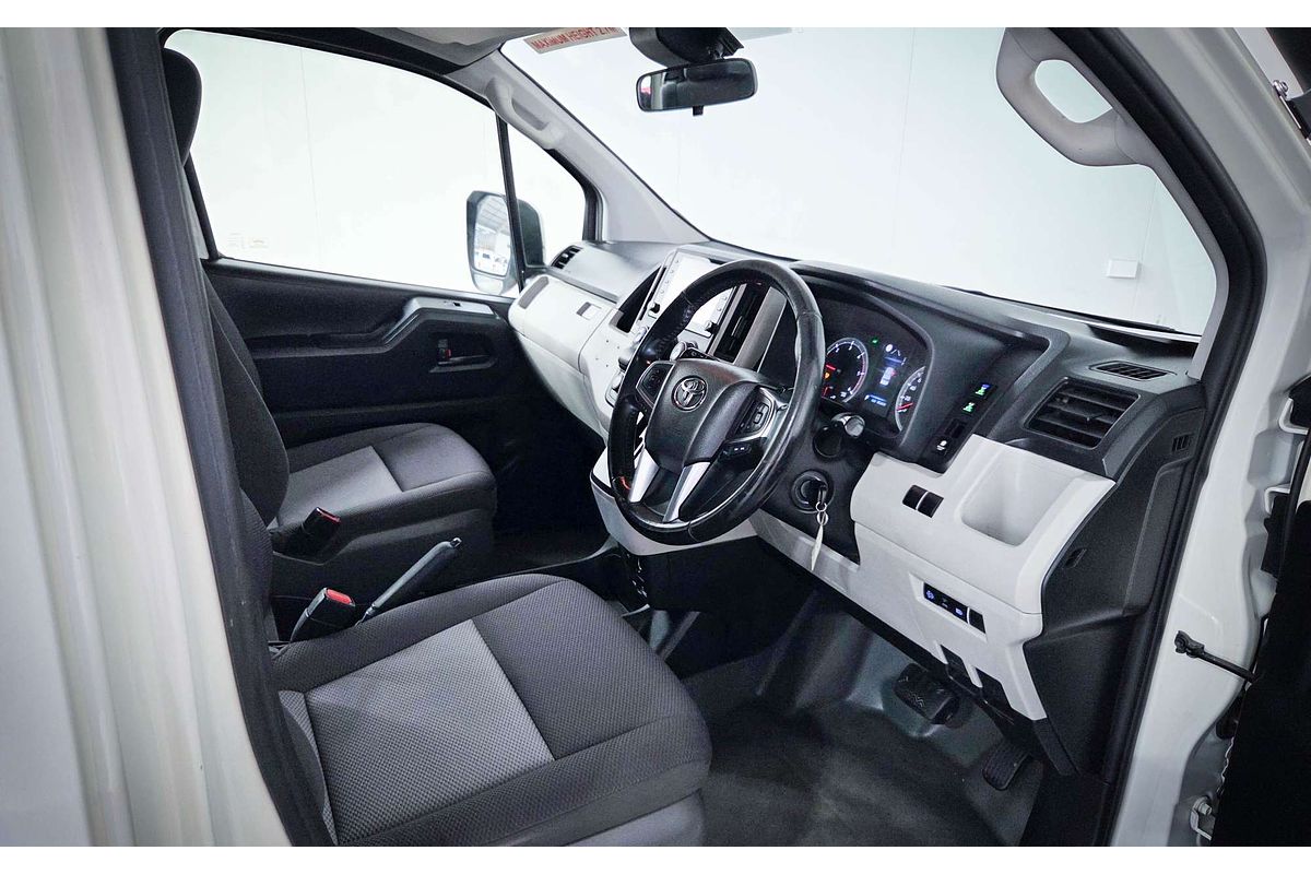 2021 Toyota Hiace Commuter GDH322R ELWB High Roof