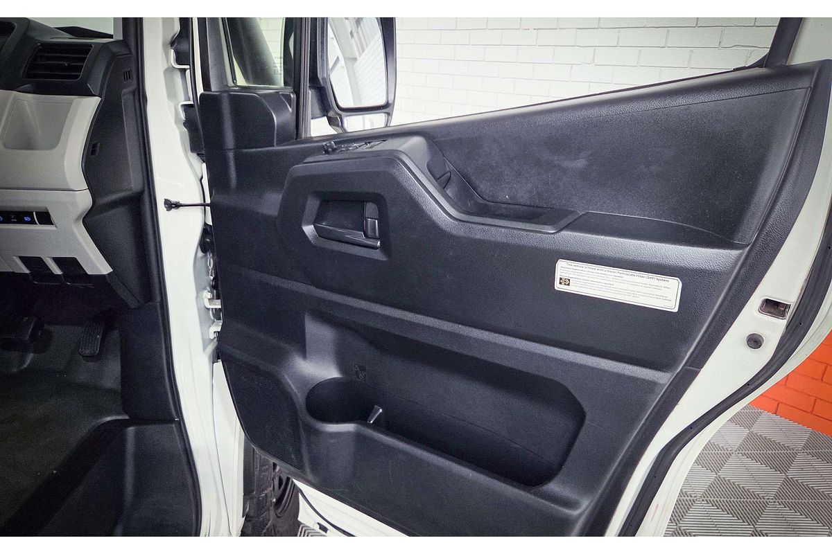 2021 Toyota Hiace Commuter GDH322R ELWB High Roof