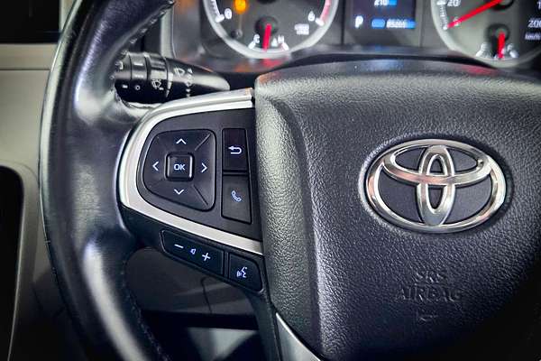 2021 Toyota Hiace Commuter GDH322R ELWB High Roof