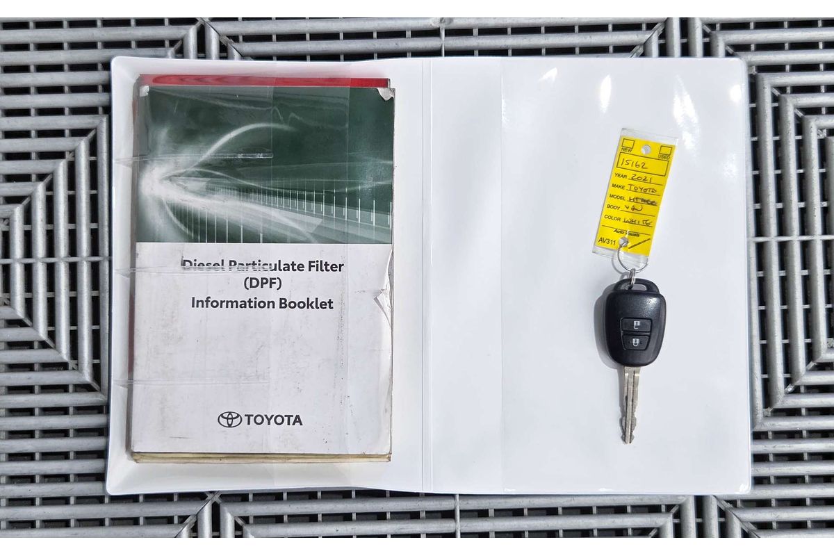 2021 Toyota Hiace Commuter GDH322R ELWB High Roof