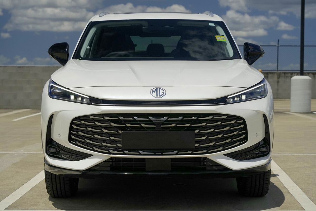 2025 MG HS Super Hybrid Essence AS33P