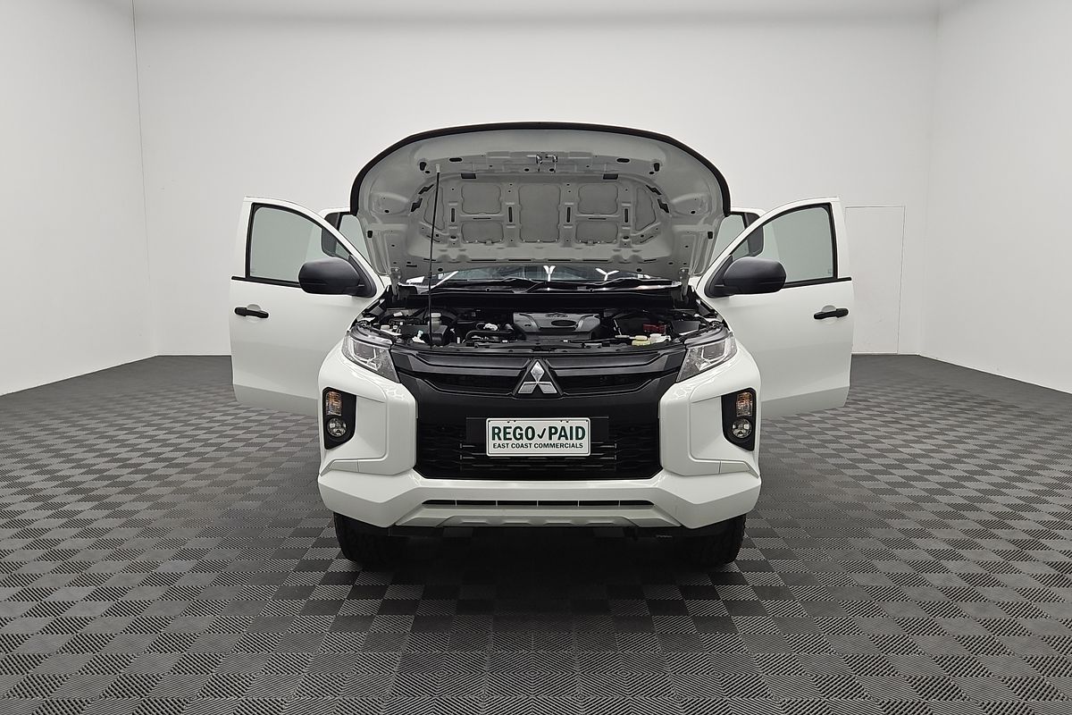 2022 Mitsubishi Triton GLX MR 4X4