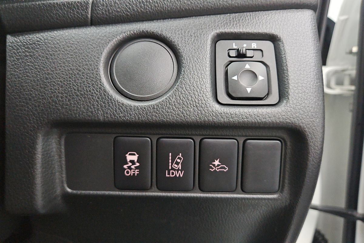 2022 Mitsubishi Triton GLX MR 4X4