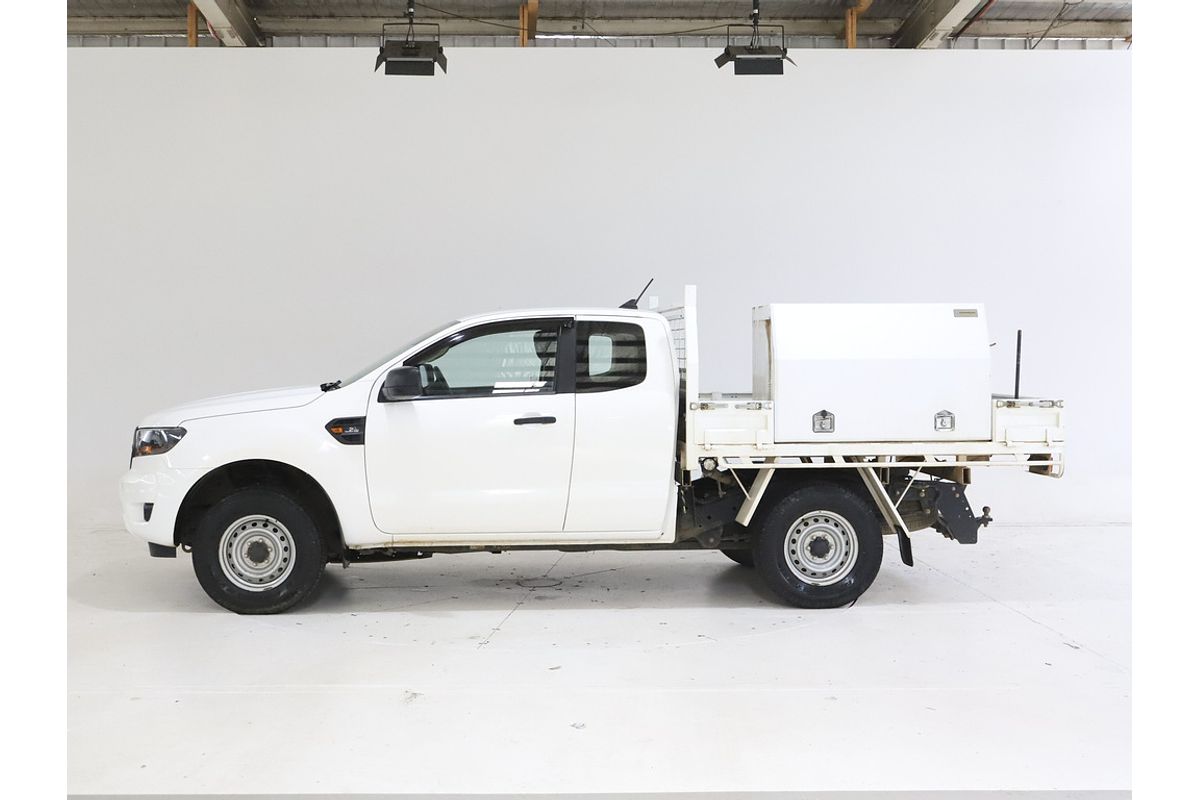 Ford RANGER 2020.75 SUPER CC XL . 3.2L 6A 4X4 (aV3D95D) Ford RANGER 2020.75 SUPER CC XL . 3.2L 6A 4X4 (aV3D95D)