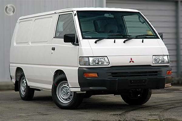 2005 Mitsubishi Express SJ SWB