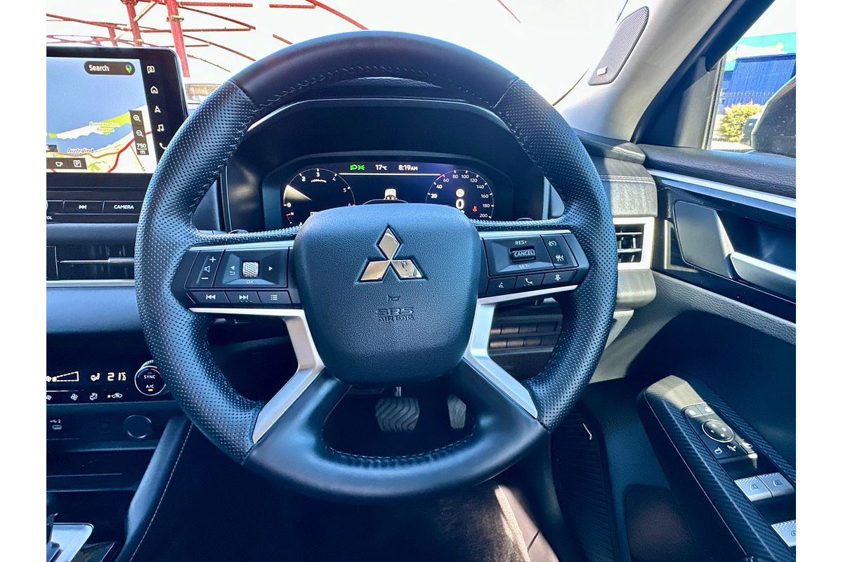 2025 Mitsubishi Outlander LS ZM