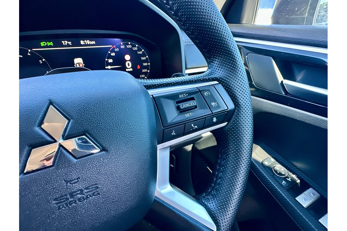 2025 Mitsubishi Outlander LS ZM