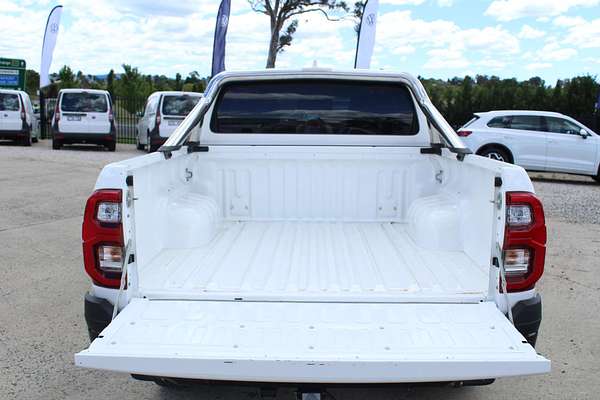 2023 Toyota Hilux SR5 GUN126R 4X4