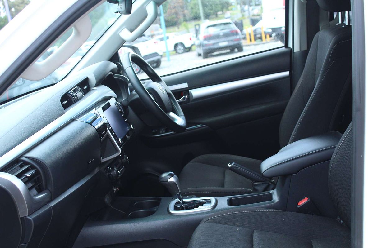 2023 Toyota Hilux SR5 GUN126R 4X4