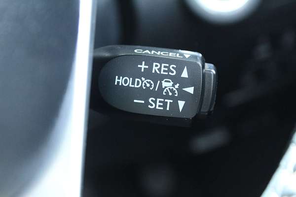 2023 Toyota Hilux SR5 GUN126R 4X4