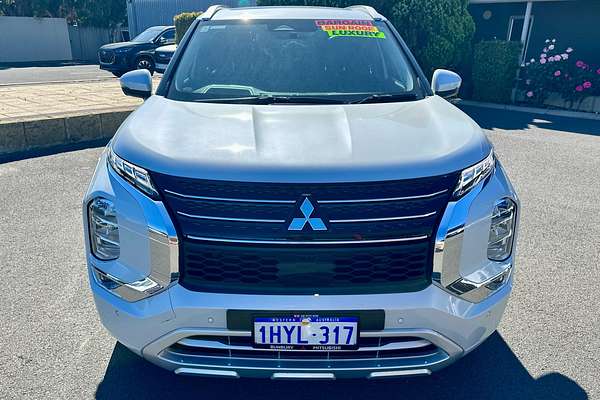 2023 Mitsubishi Outlander Exceed ZM