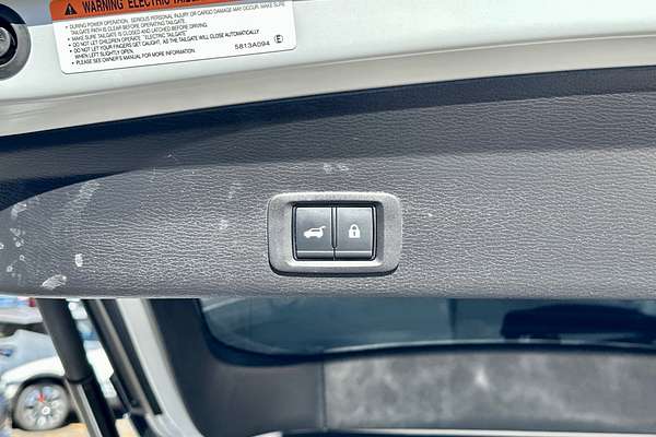 2023 Mitsubishi Outlander Exceed ZM