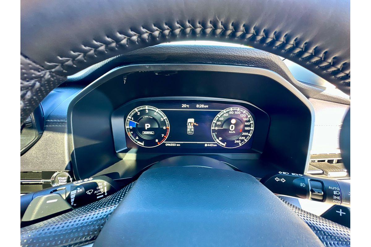 2023 Mitsubishi Outlander Exceed ZM