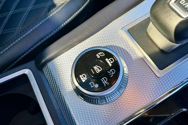 2023 Mitsubishi Outlander Exceed ZM