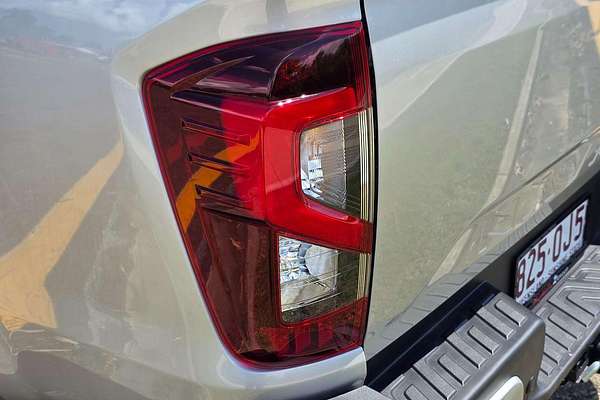 2025 Nissan Navara ST-X D23 4X4