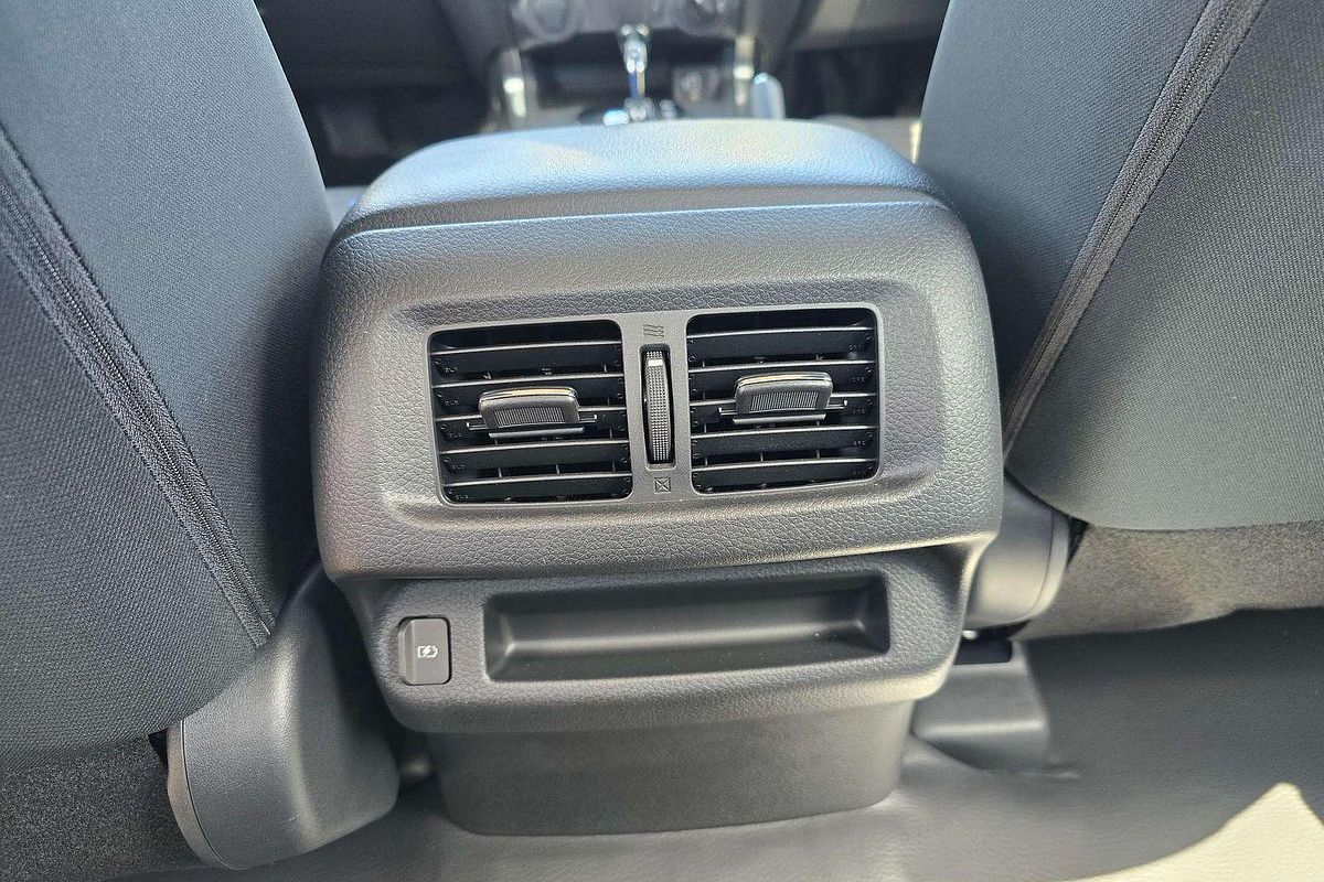 2024 Nissan Navara SL D23 4X4