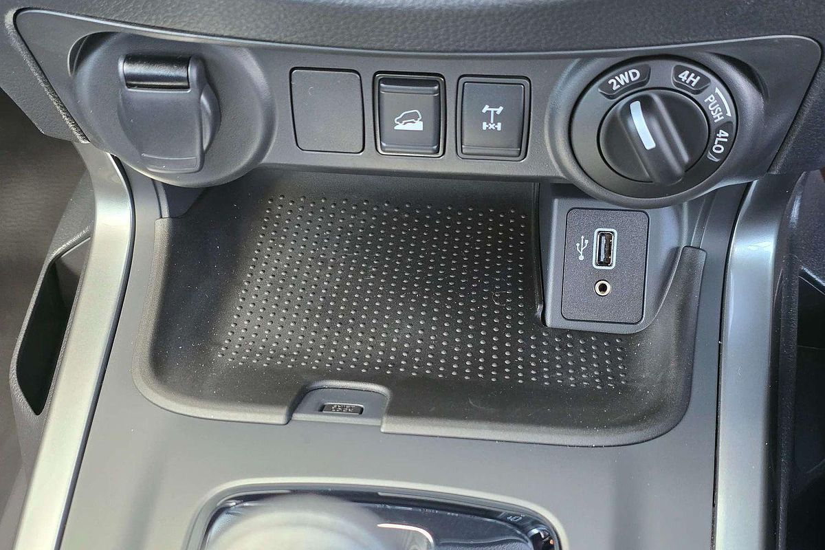 2024 Nissan Navara SL D23 4X4