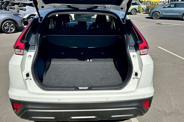 2025 Mitsubishi Eclipse Cross LS YB