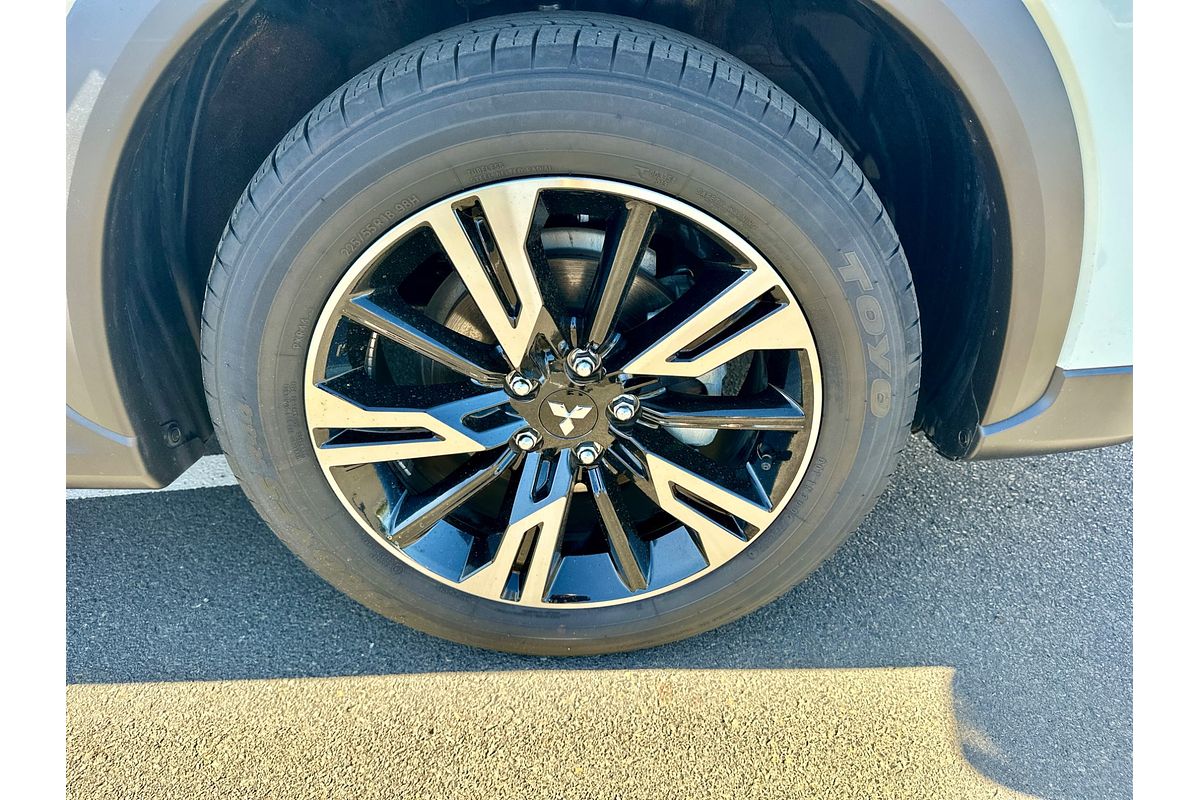 2025 Mitsubishi Eclipse Cross LS YB