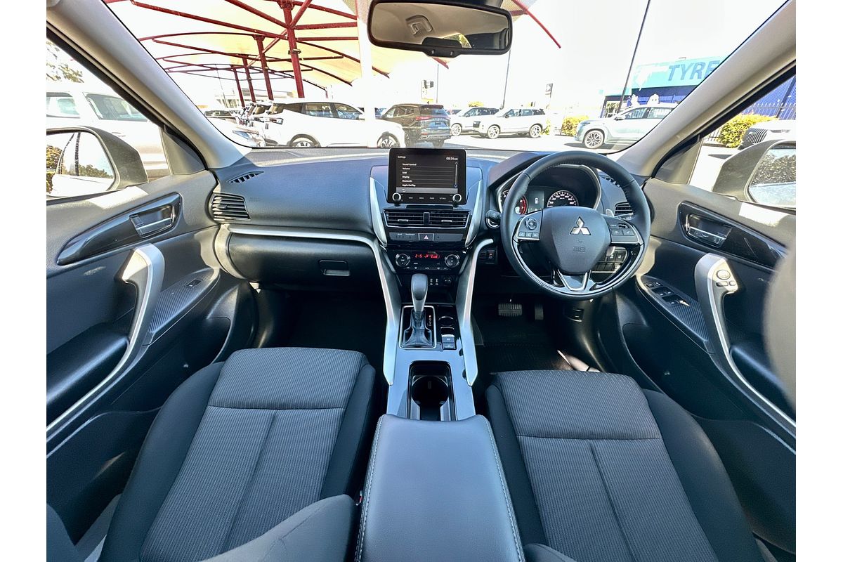 2025 Mitsubishi Eclipse Cross LS YB