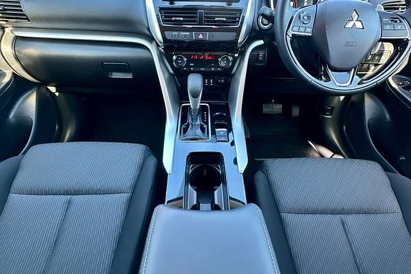 2025 Mitsubishi Eclipse Cross LS YB