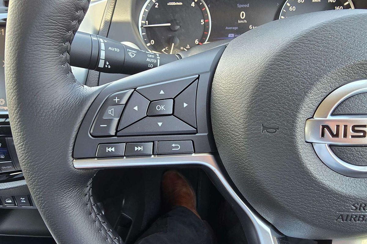 2025 Nissan Navara ST-X D23 4X4